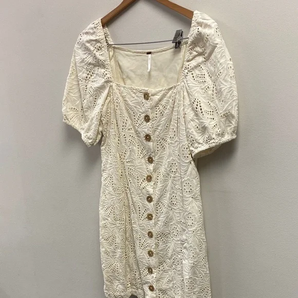 Free People Cream Textured Fabric - Picture 5 of 5